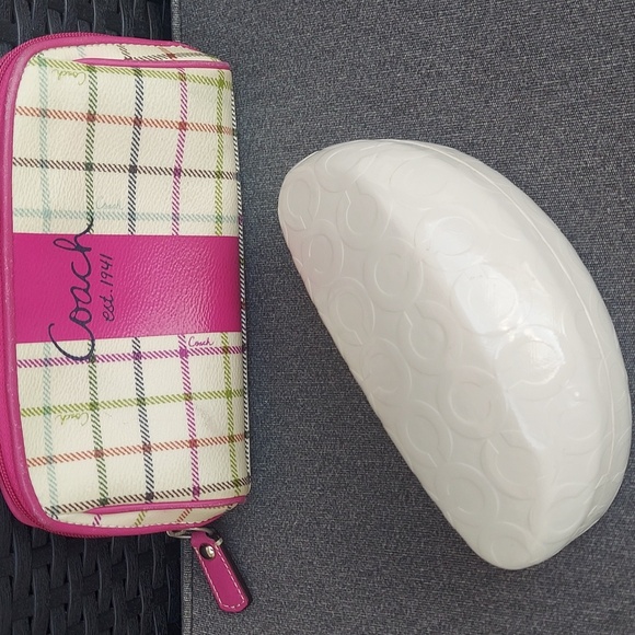 COACH 2008 Leather Ergo Bag w/ Matching COACH Wallet & SLG's - Picture 15 of 16